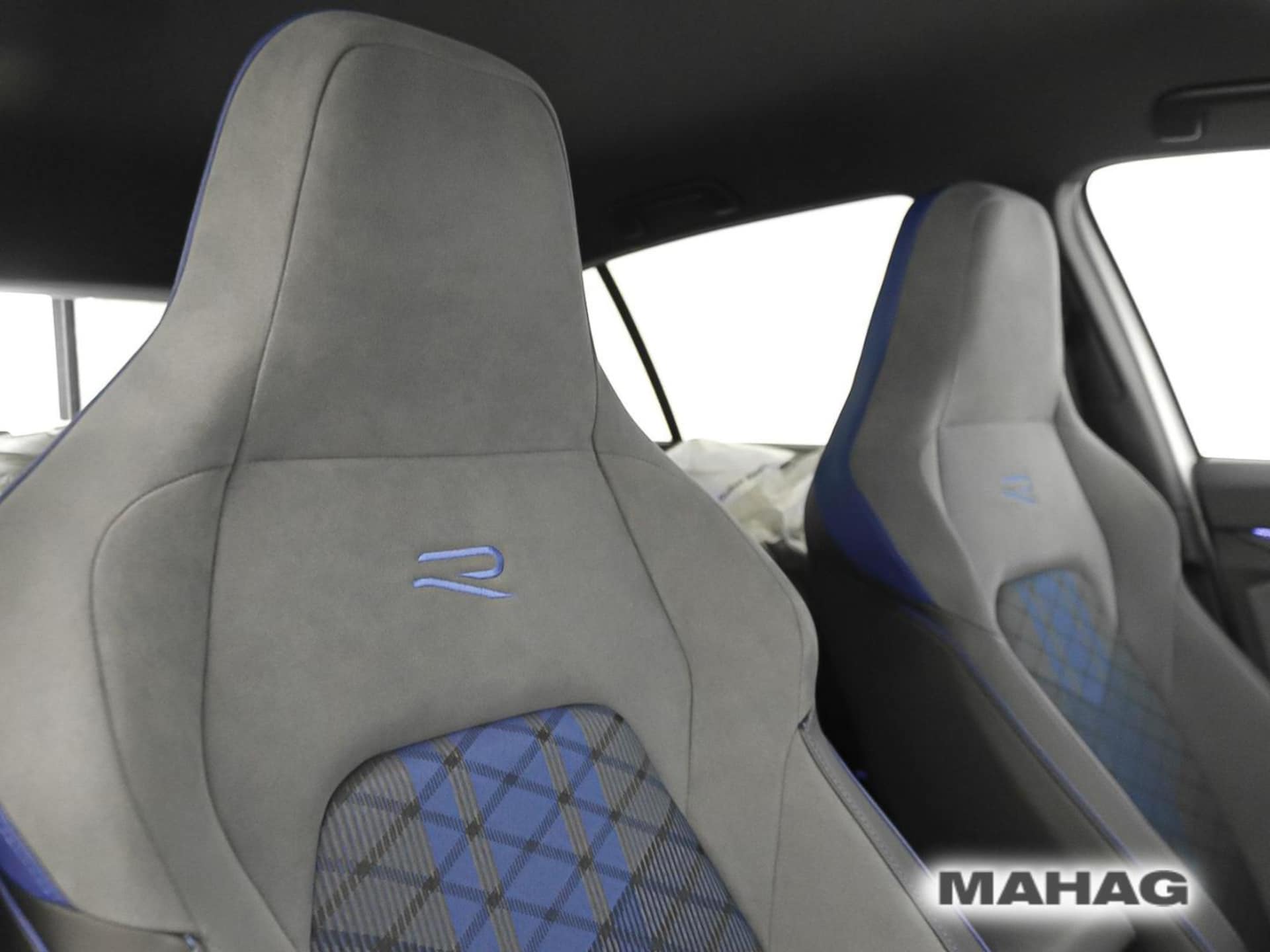 Volkswagen Golf R