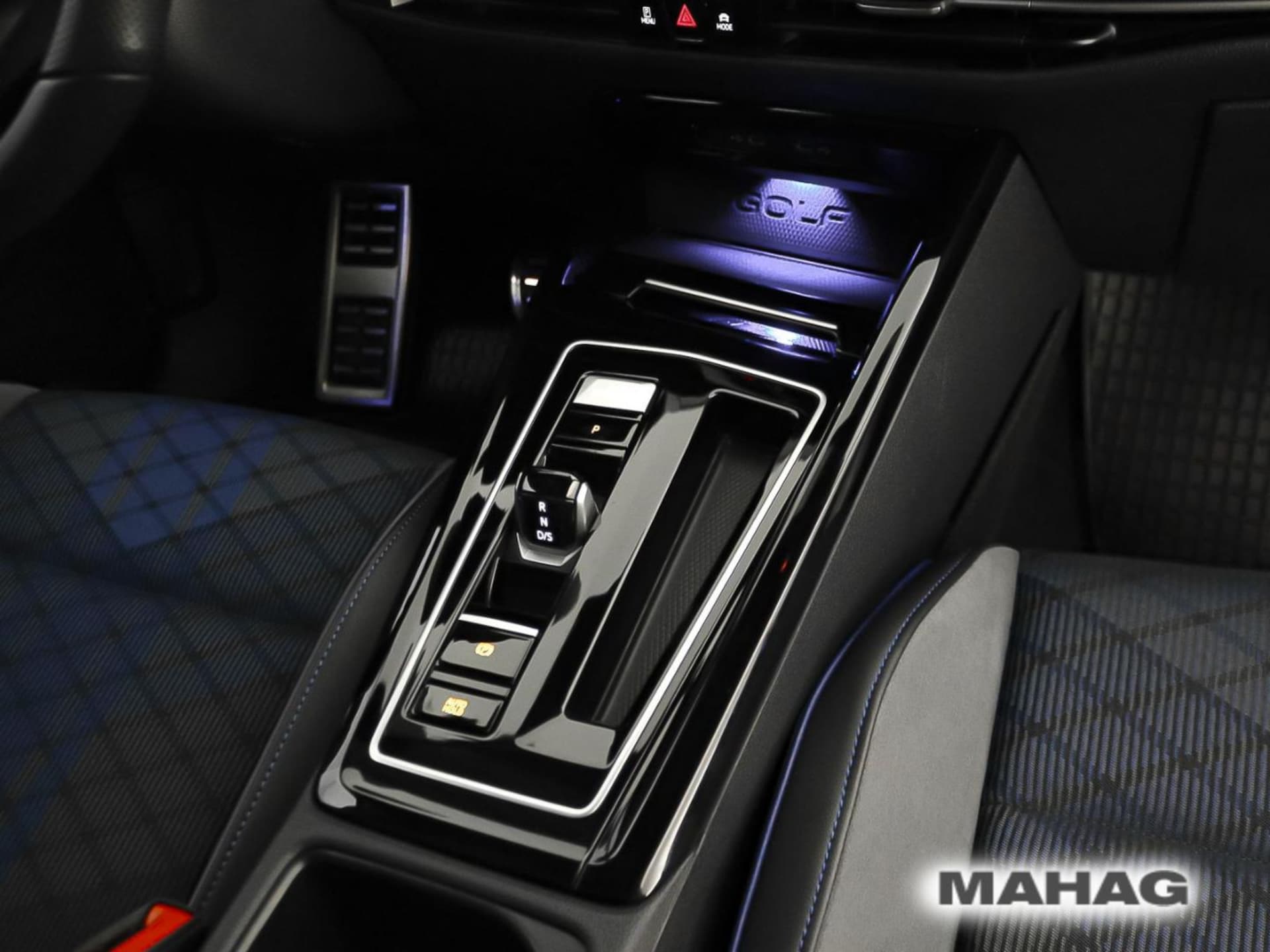 Volkswagen Golf R