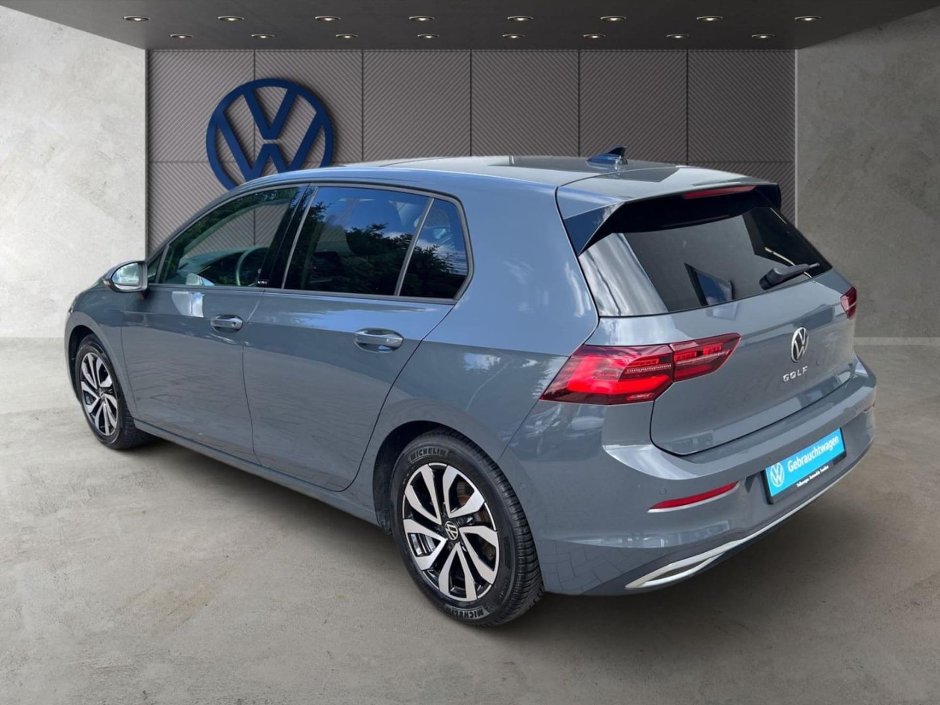 Volkswagen Golf Active