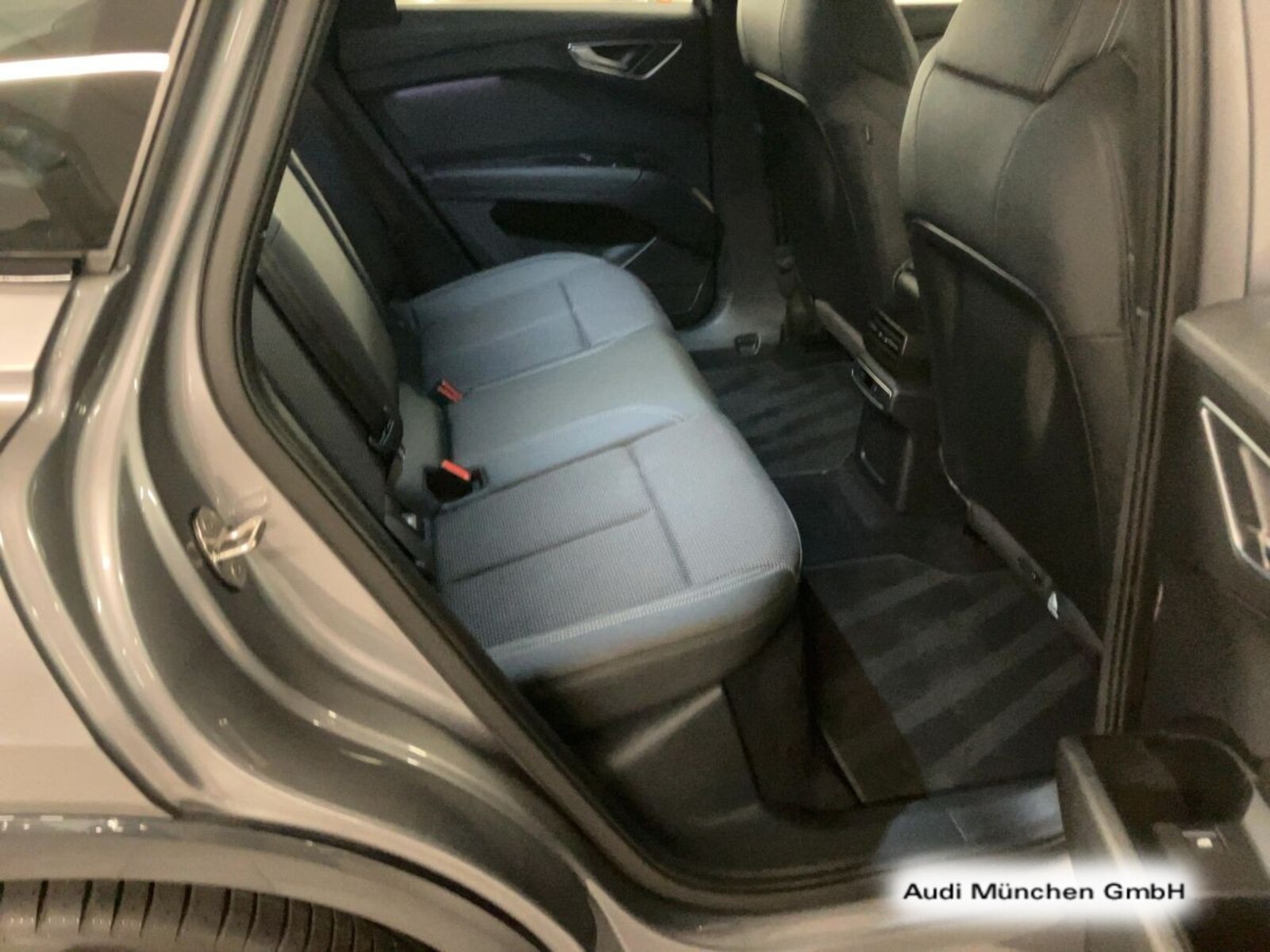 Audi Q4 Sportback e-tron – Bild 8