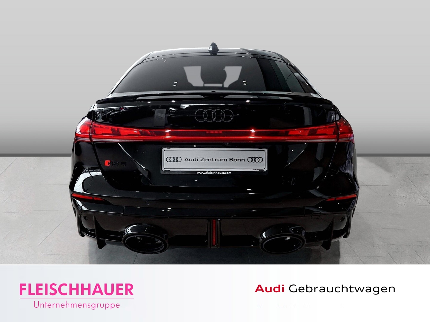 Bild über Audi RS 5 Limousine TFSI quattro 470 kW tiptronic - für weitere Informationen kontaktieren Sie den Audi Partner