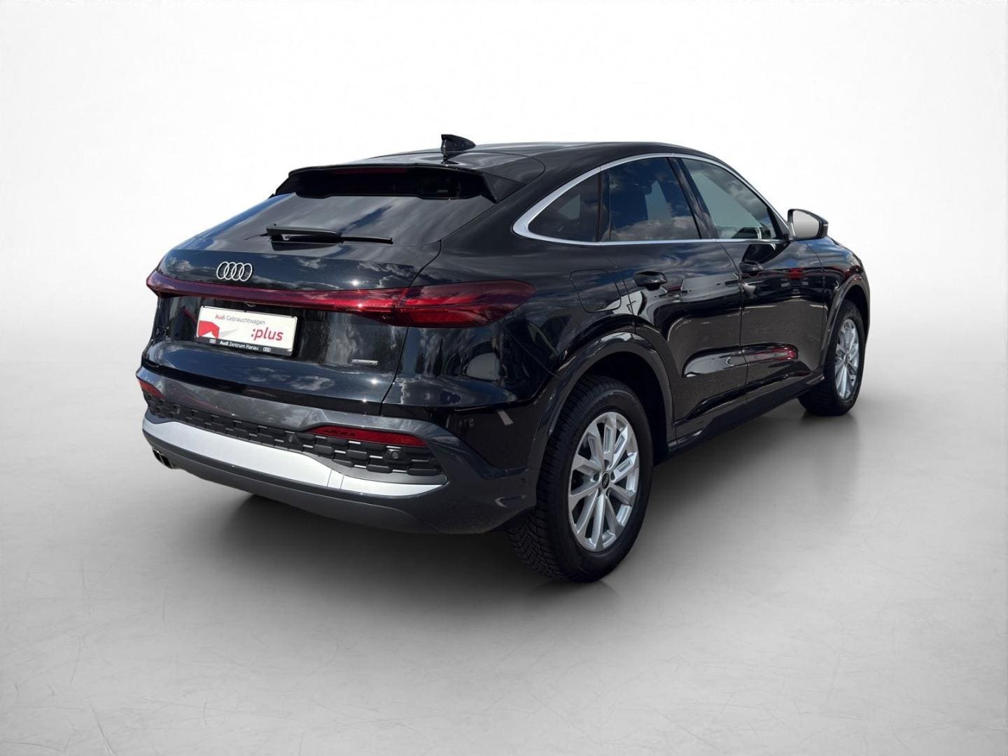 Bild über Audi Q5 Sportback TDI quattro 150 kW S tronic - für weitere Informationen kontaktieren Sie den Audi Partner