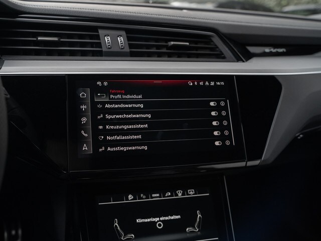Image about Audi Q8 e-tron S line 55 e-tron quattro