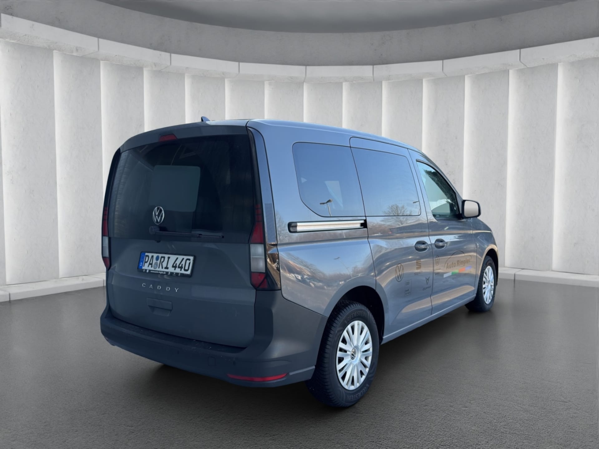 Volkswagen Caddy Basis-Modell