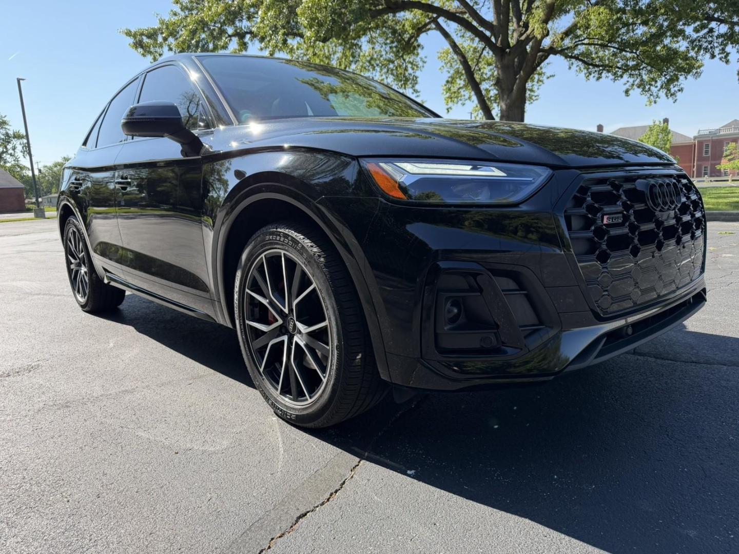 2023 Audi SQ5 Sportback Premium Plus's photo
