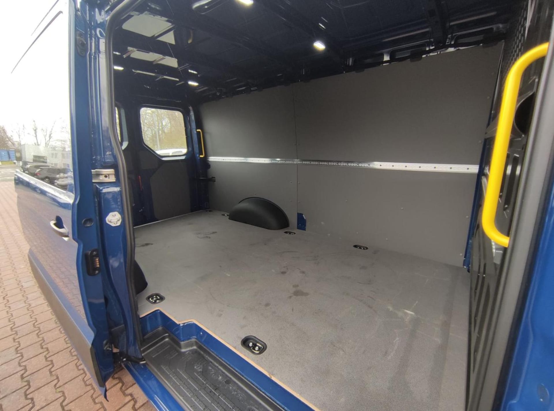 Volkswagen Crafter Kasten mittlerer Radstand