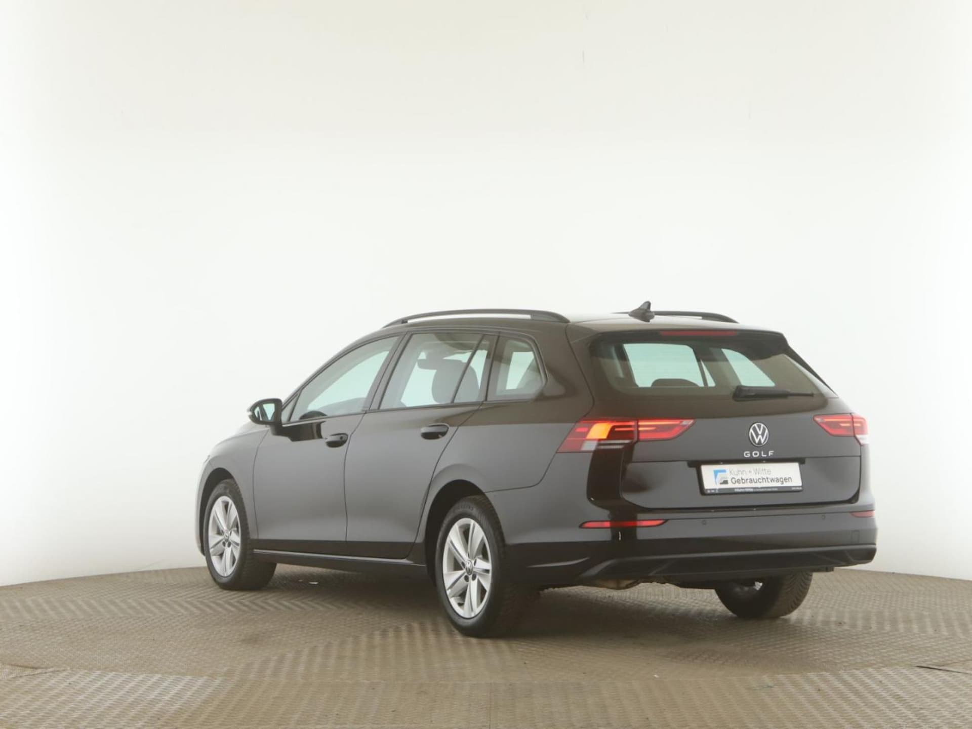 Volkswagen Golf Variant Life