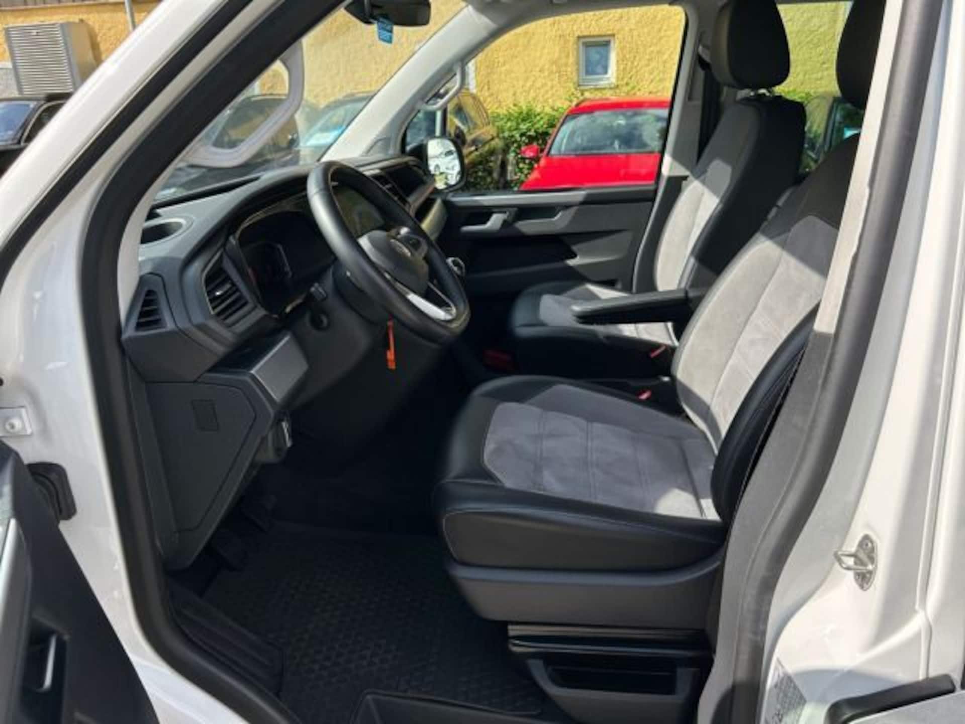 Volkswagen T6.1 Multivan Comfortline
