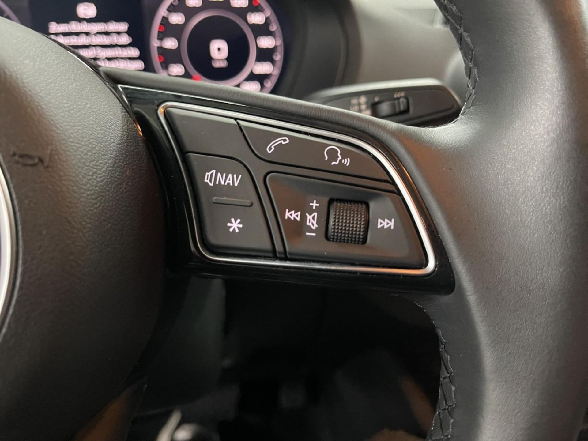 Audi Q2 S line