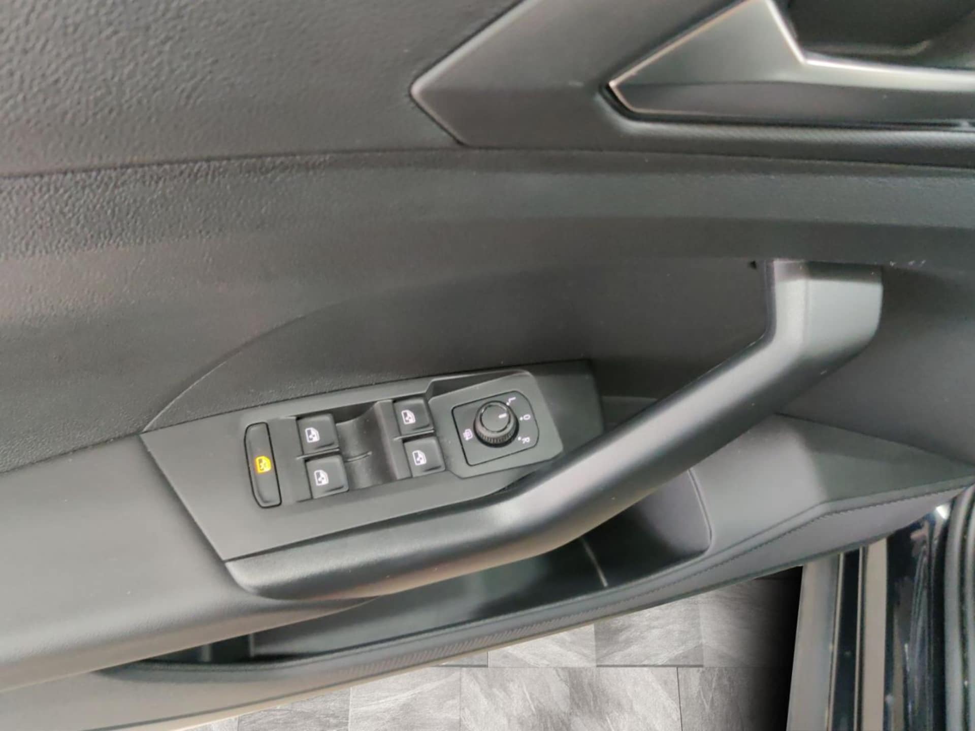 Volkswagen T-Cross Basis-Modell