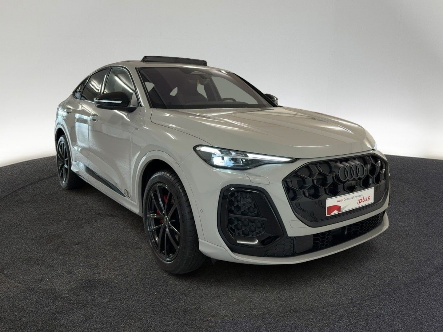 Bild über Audi Q5 Sportback e-hybrid e-hybrid quattro 270 kW S tronic - für weitere Informationen kontaktieren Sie den Audi Partner