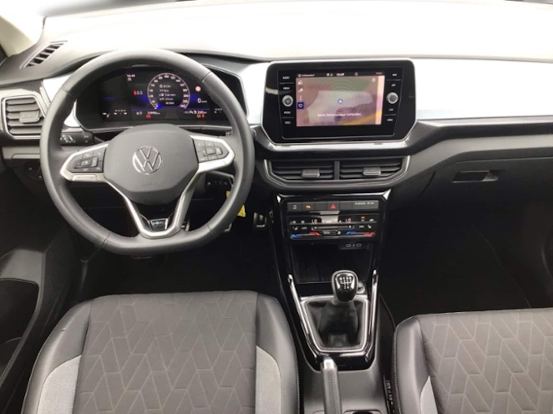 Volkswagen T-Cross Life