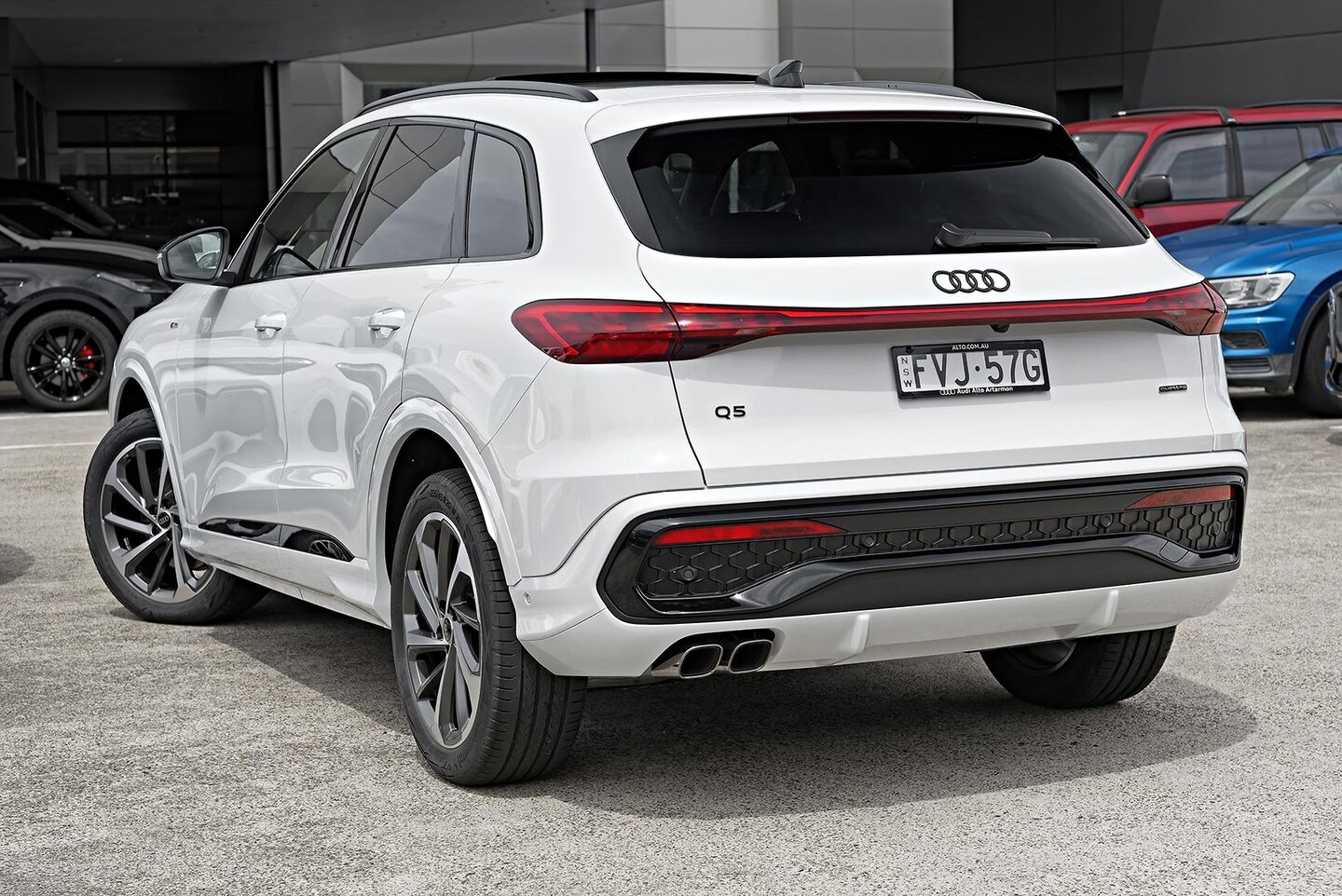 Image about Audi Q5 SUV TDI quattro 150 kW sport