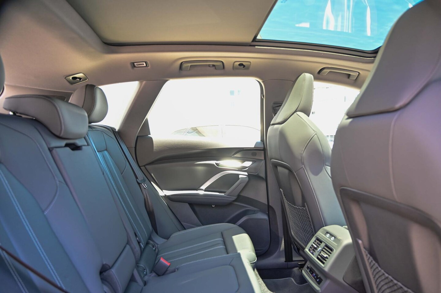 Image about Audi Q5 SUV TDI quattro 150 kW sport
