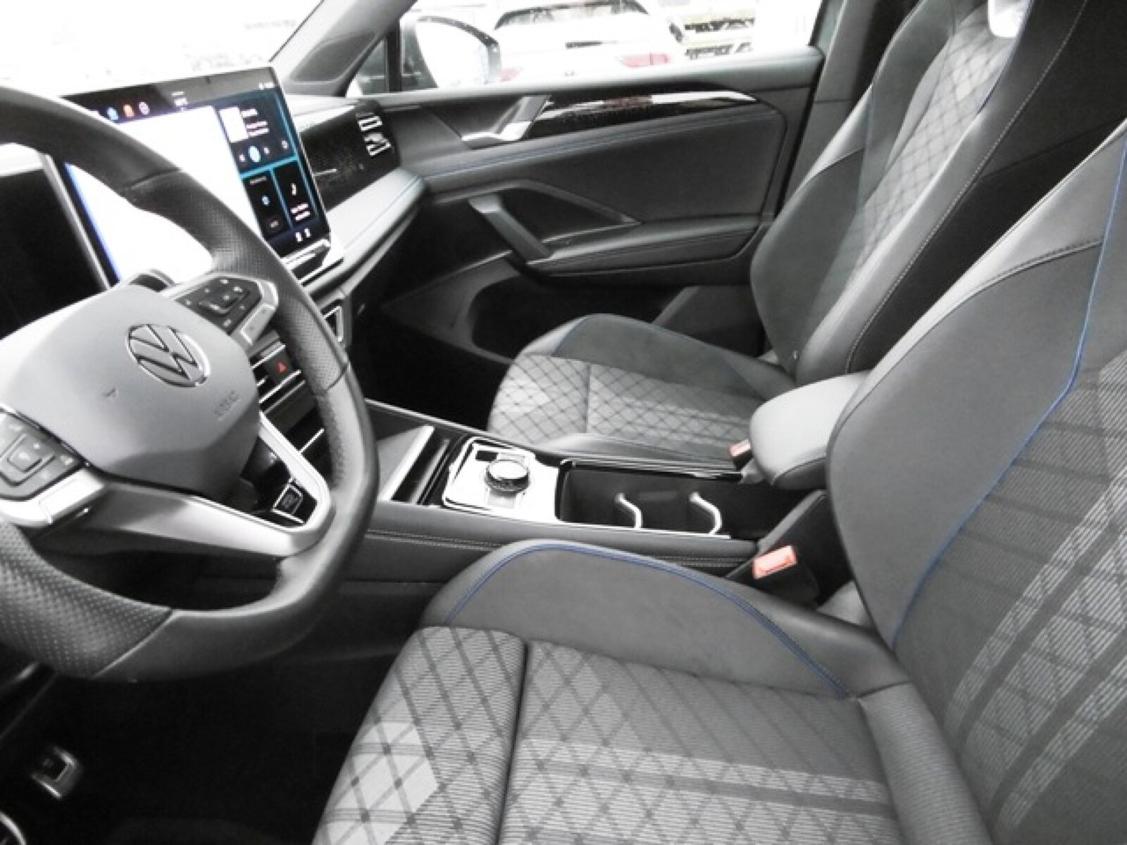 Volkswagen Tiguan – Bild 7