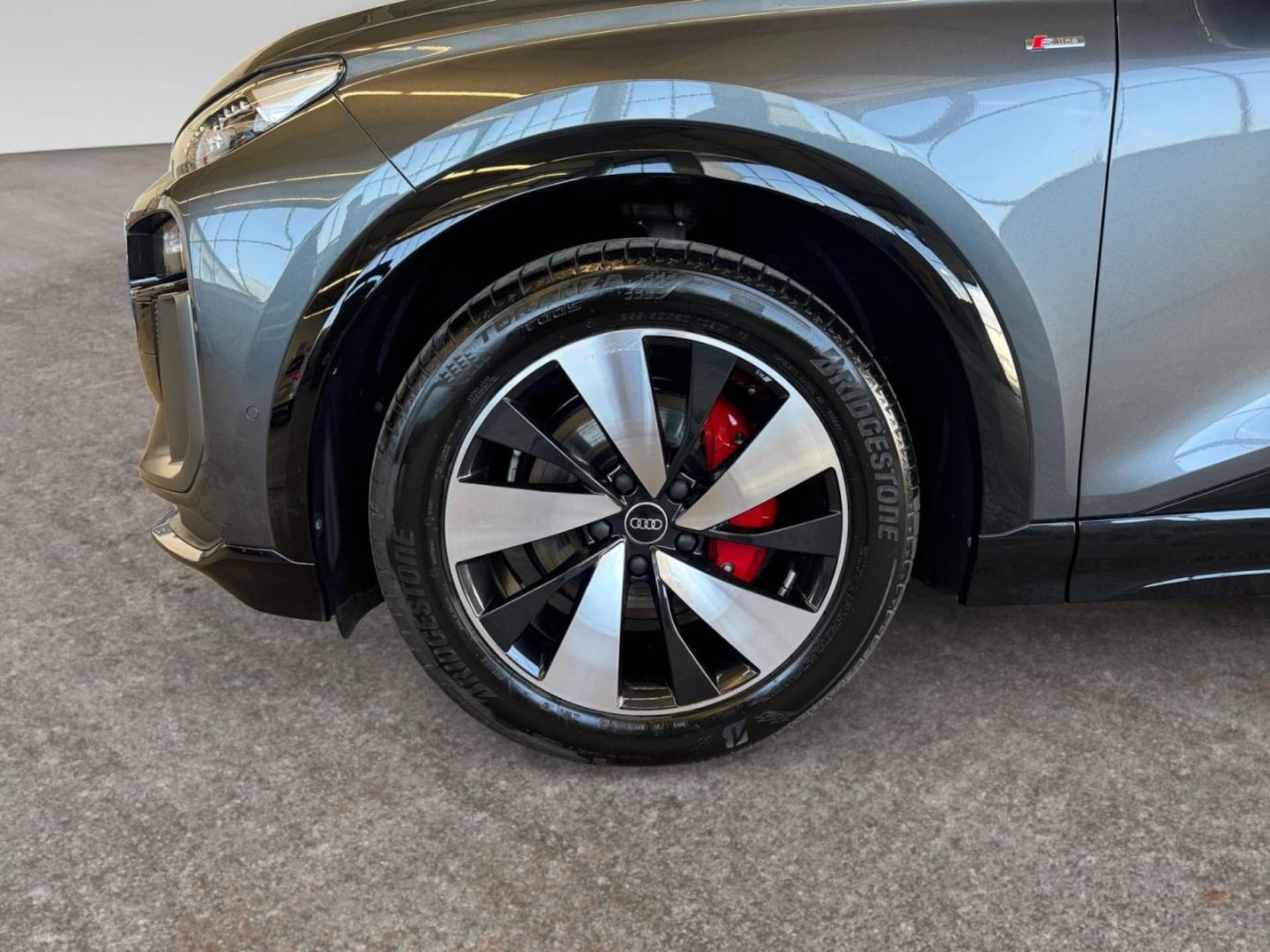Audi Q6 SUV e-tron