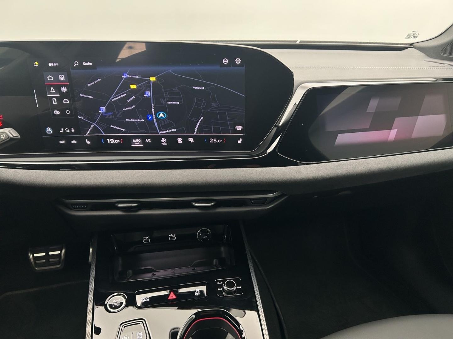 Bild über Audi A5 Avant TDI quattro 150 kW S tronic - für weitere Informationen kontaktieren Sie den Audi Partner