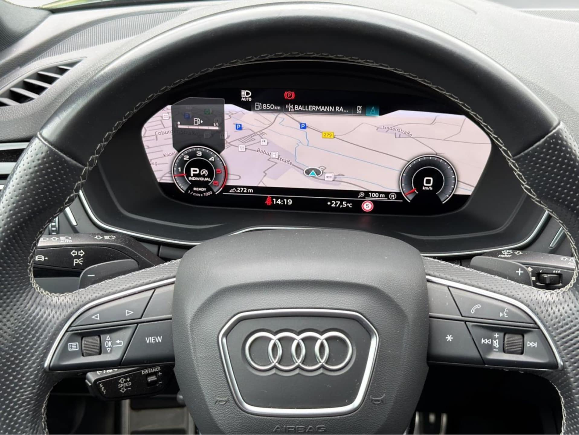 Audi A4 Avant S line