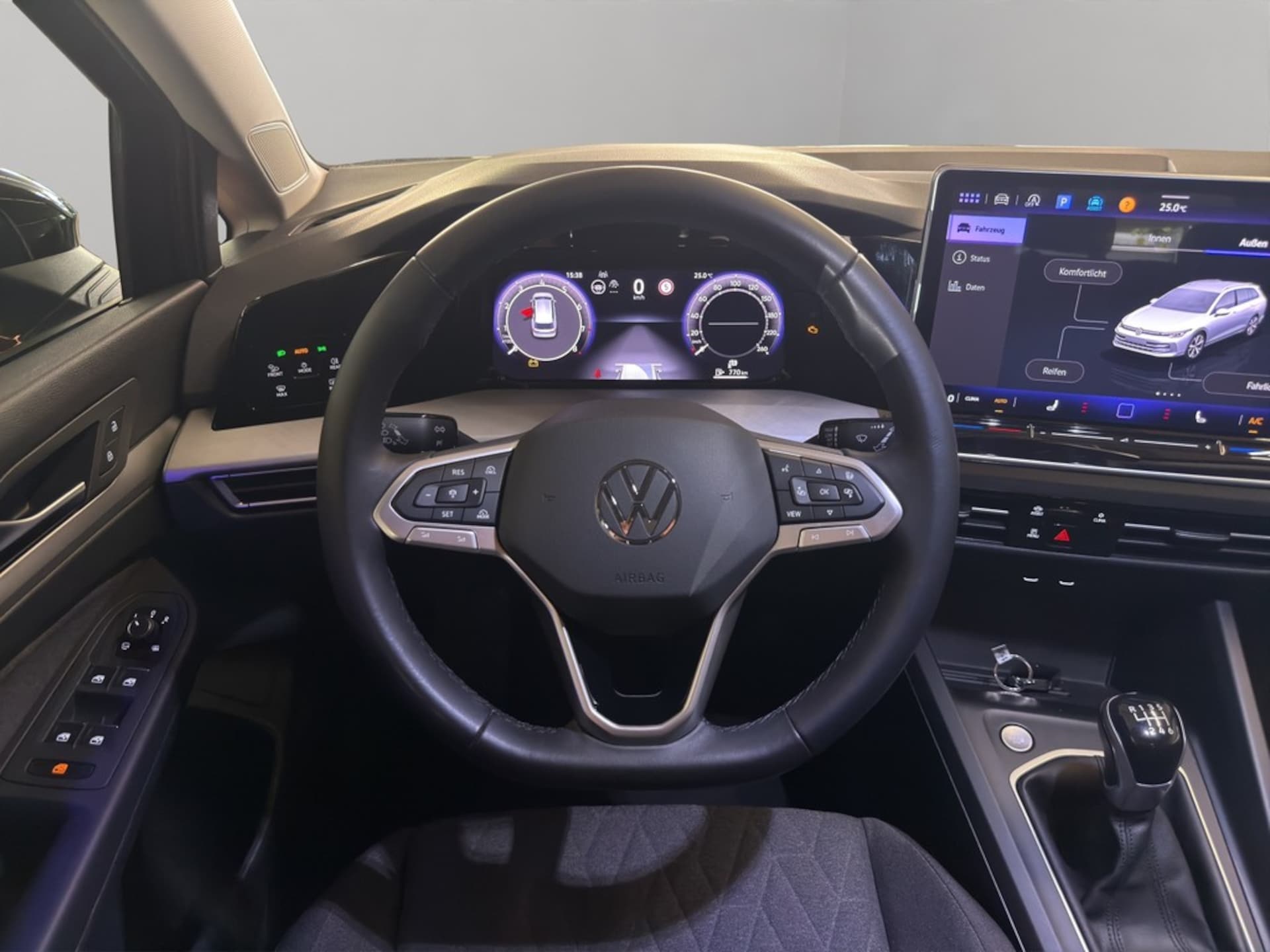 Volkswagen Golf Variant Life