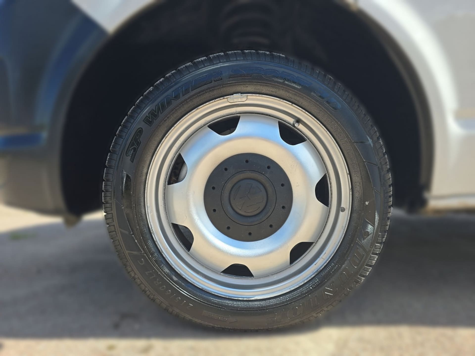 Volkswagen T6 Transporter Einzelkabine langer Radstand
