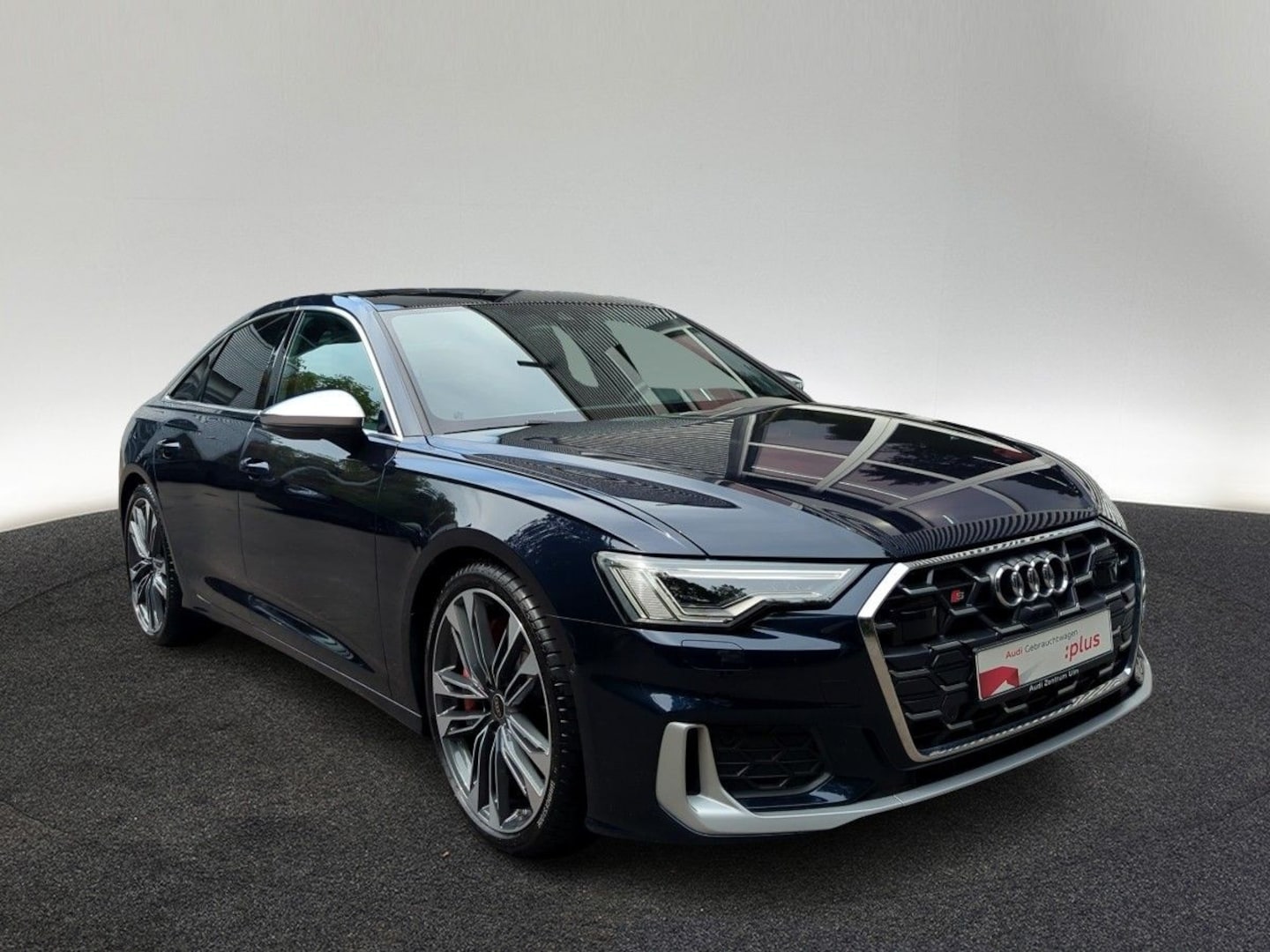 Bild über Audi S6 Limousine TDI quattro tiptronic - für weitere Informationen kontaktieren Sie den Audi Partner