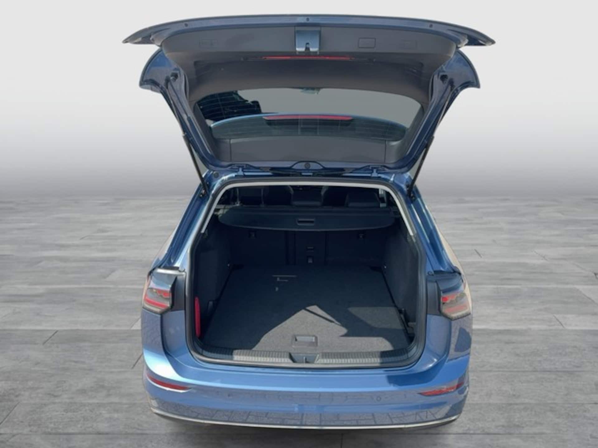 Volkswagen Golf Variant Style