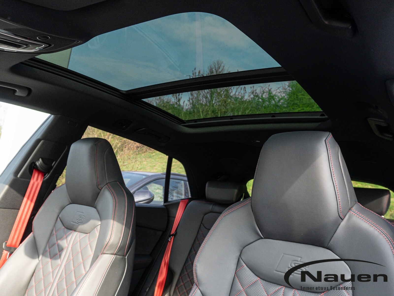 Audi SQ8 – Bild 8