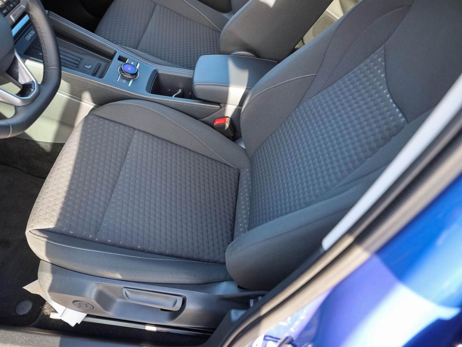 Volkswagen T-Roc – Bild 12