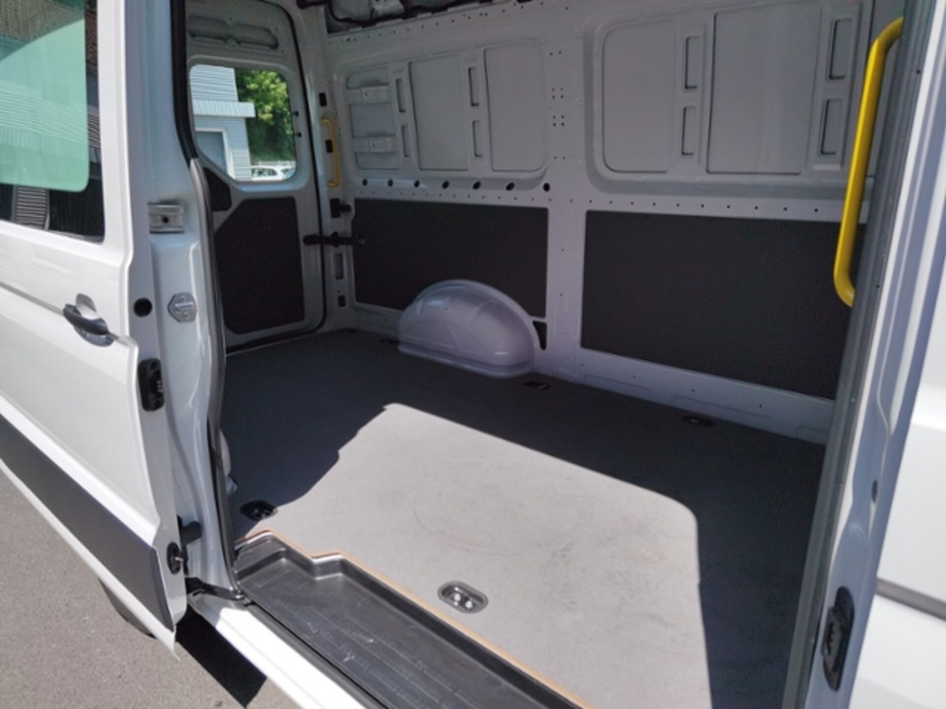Volkswagen Crafter Kasten mittlerer Radstand