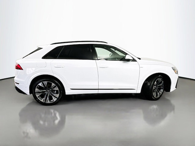 2026 Audi Q8 Premium Plus - Photo 8
