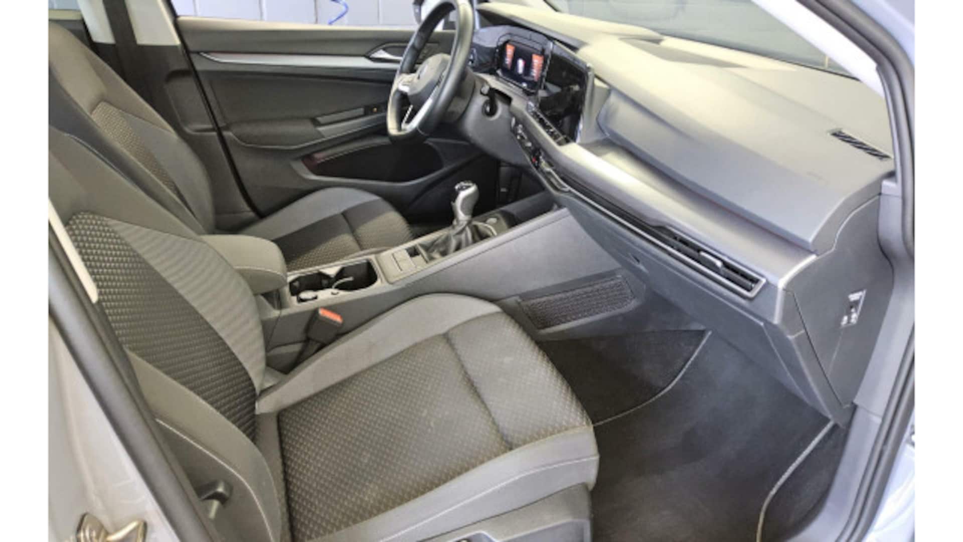 Volkswagen Golf Life