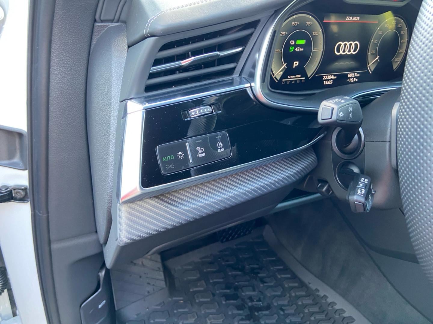 Bild über Audi Q7 SUV TFSI e S line 60 TFSI e quattro tiptronic - für weitere Informationen kontaktieren Sie den Audi Partner