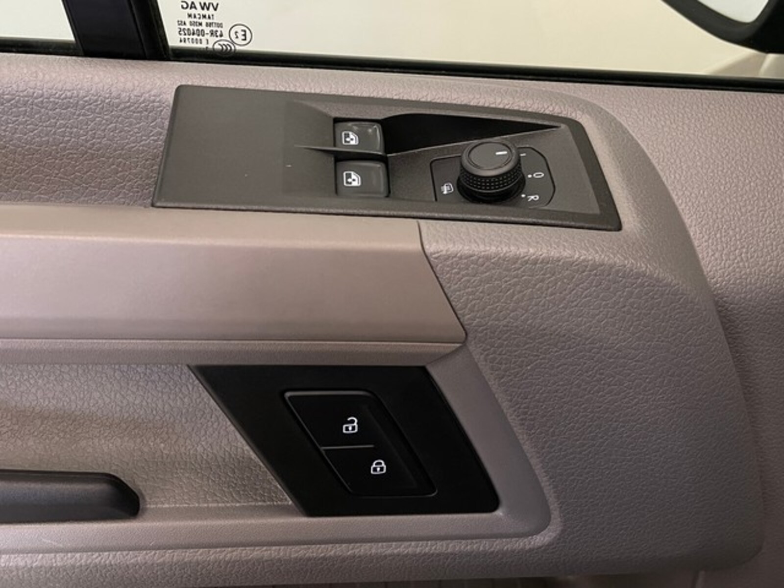 Volkswagen Crafter Kasten mittlerer Radstand – Bild 16