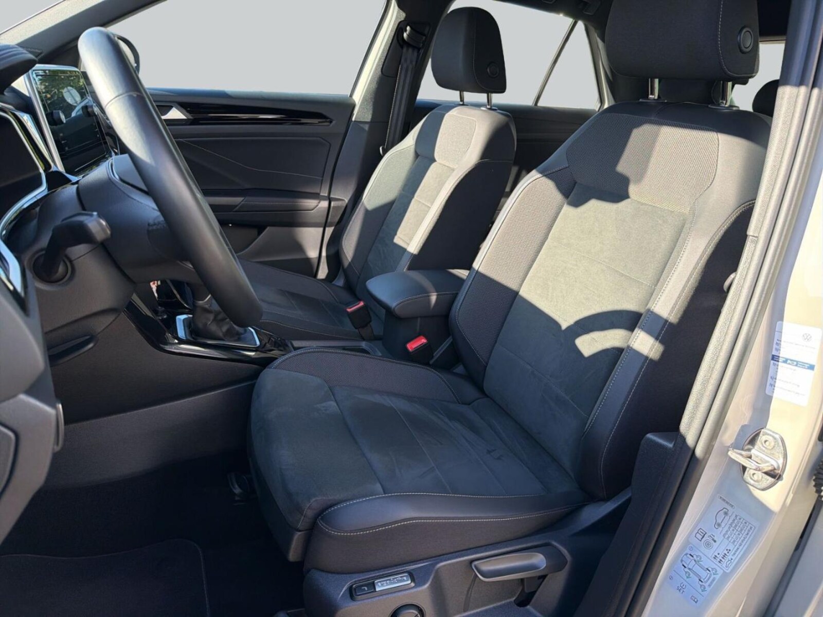 Volkswagen T-Roc – Bild 12