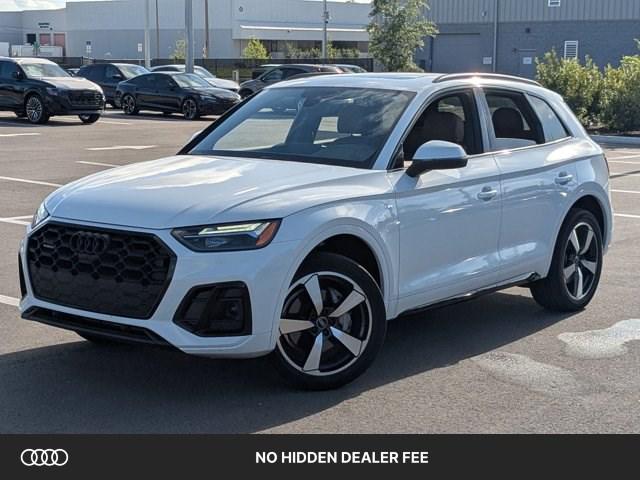 2023 Audi Q5 45 Premium Plus's photo