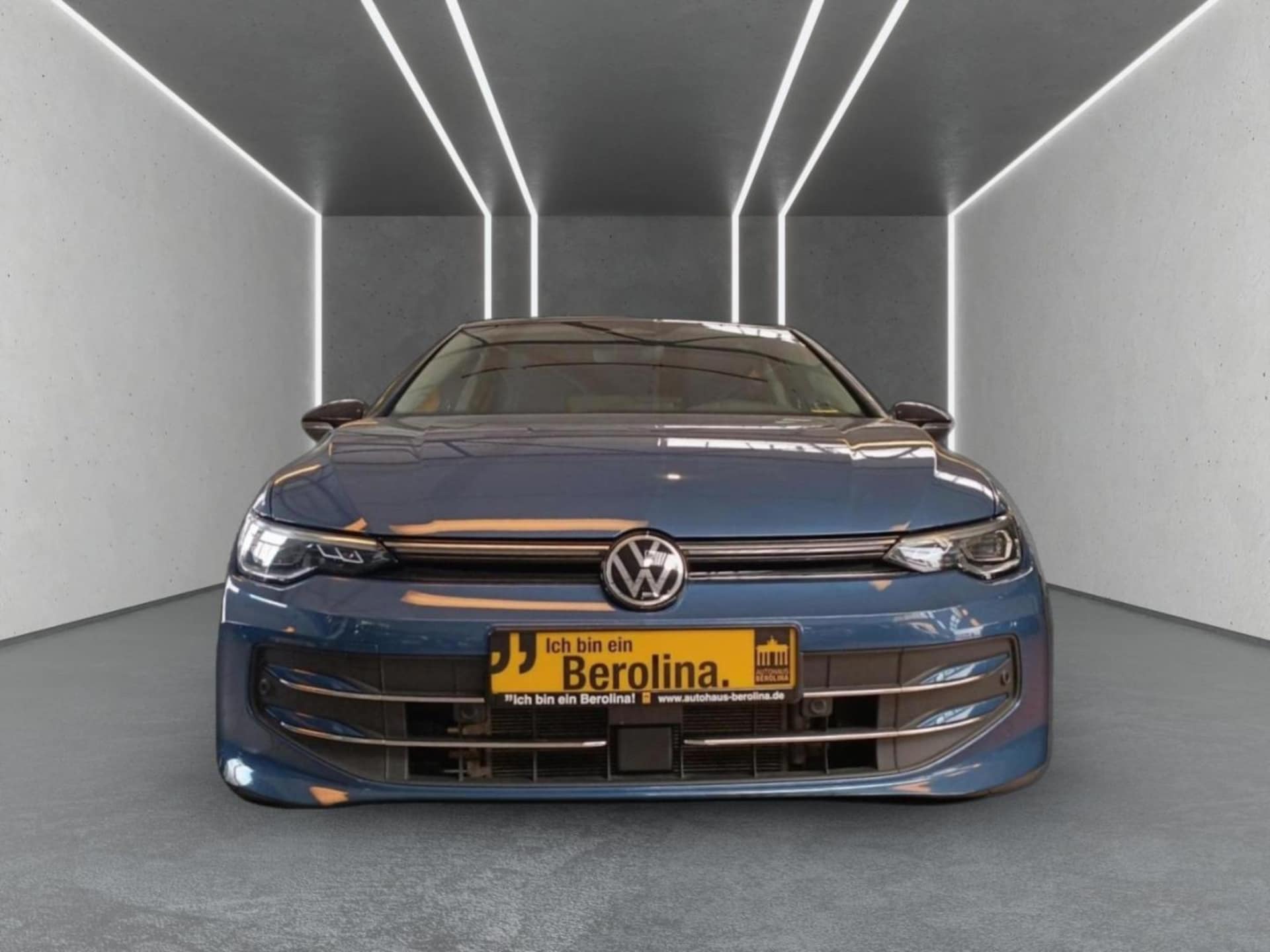 Volkswagen Golf Life