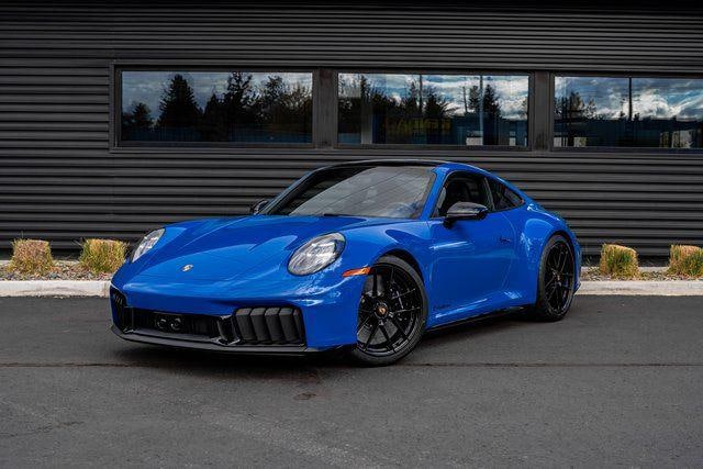Photo of 2025 Porsche