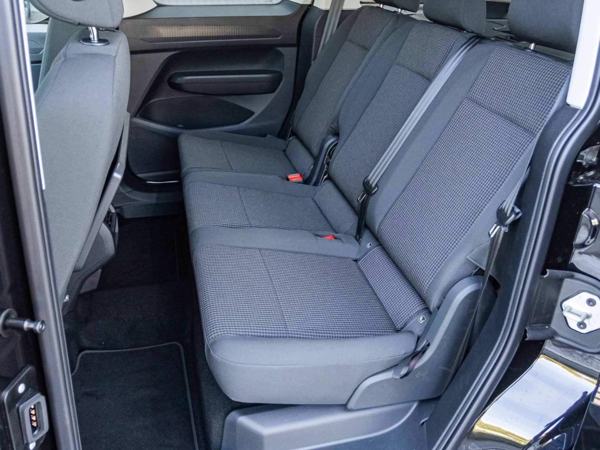 Volkswagen Caddy Basis-Modell