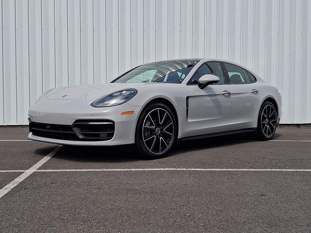 2022 Porsche Panamera