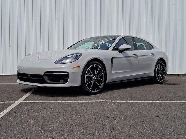 2022 Porsche Panamera