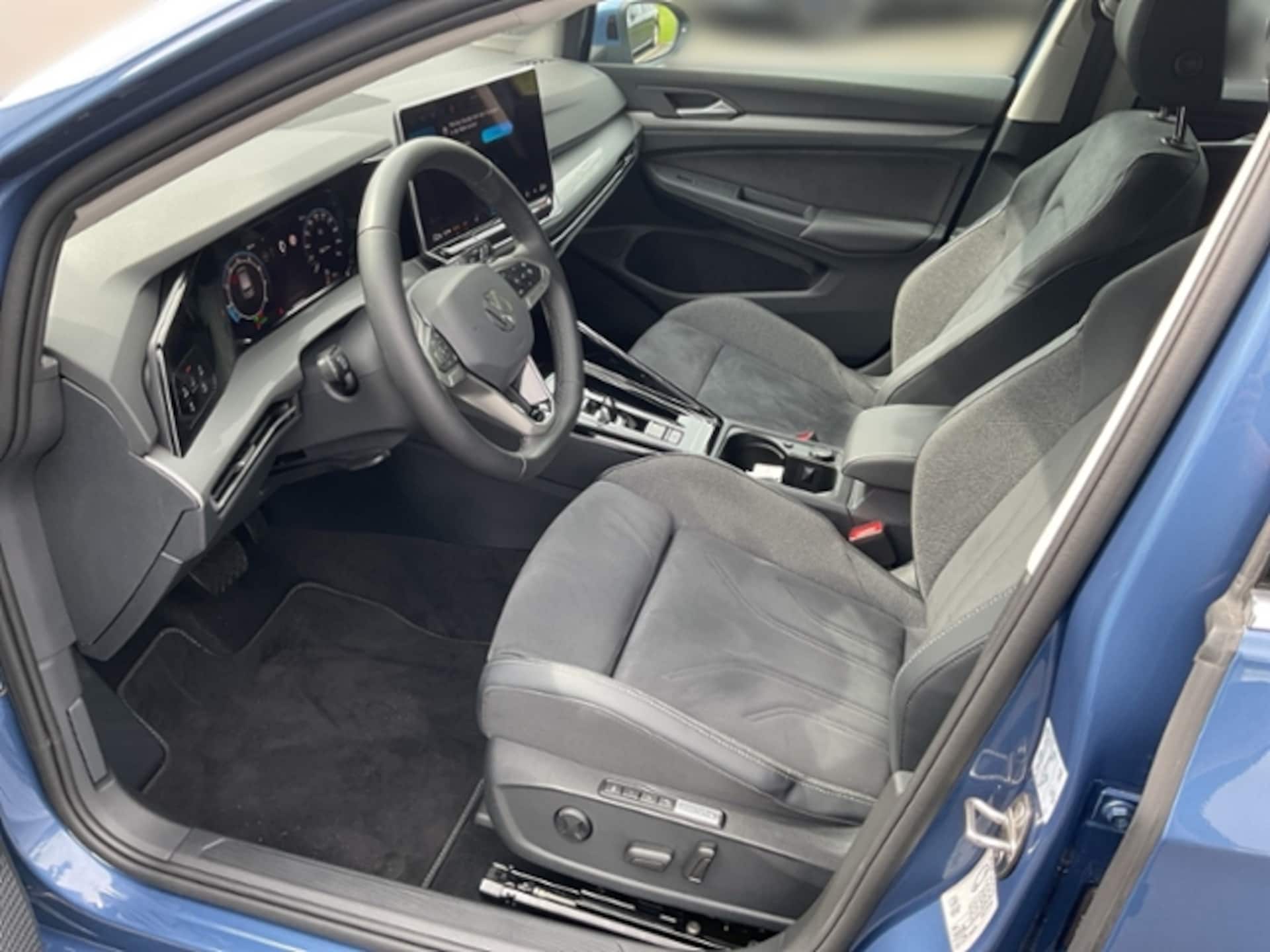 Volkswagen Golf Style