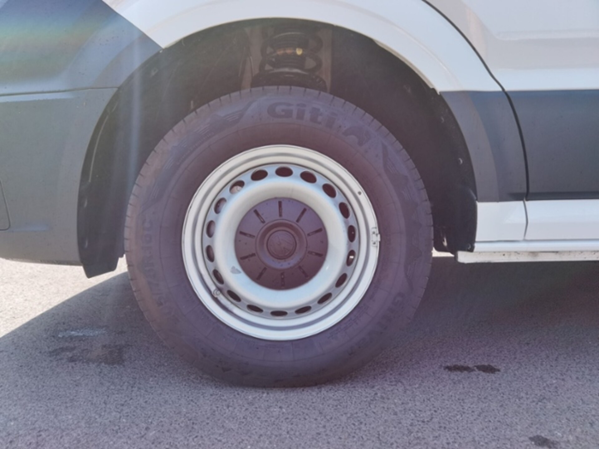 Volkswagen Crafter Kasten mittlerer Radstand