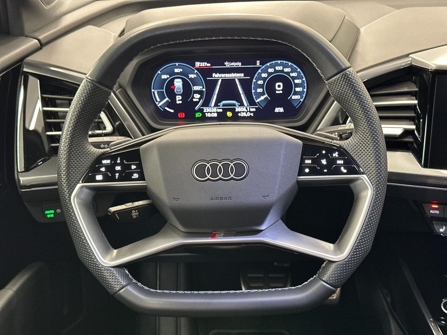 Image about Audi Q4 e-tron 40 e-tron