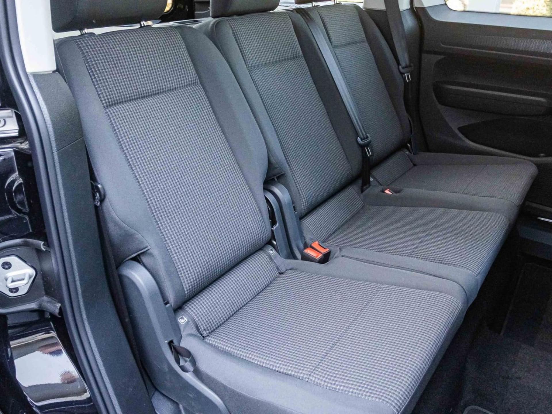 Volkswagen Caddy Basis-Modell