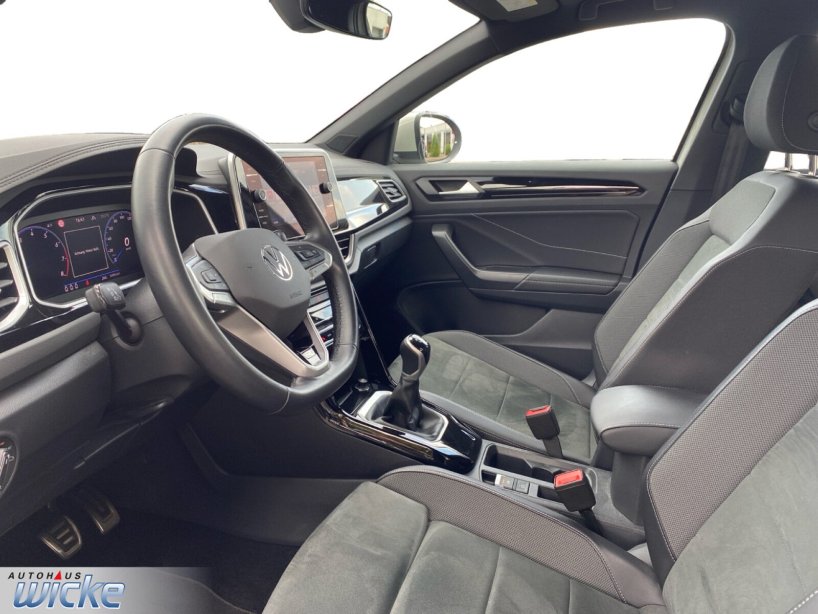 Volkswagen T-Roc – Bild 10