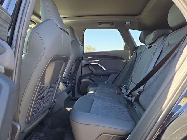 2026 Audi SQ5 Premium Plus - Photo 13