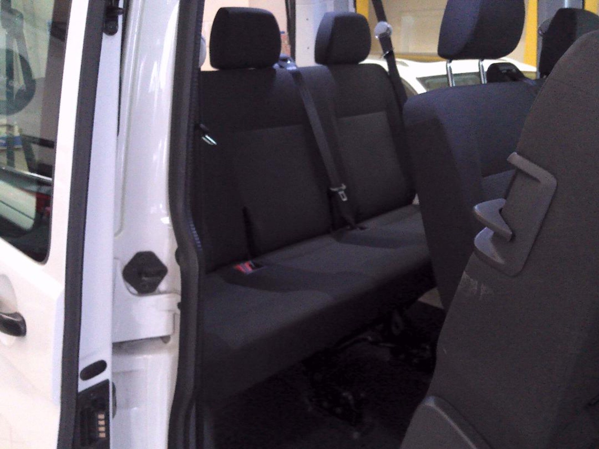 Volkswagen T6.1 Transporter Kombi kurzer Radstand
