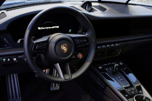 2025 Porsche