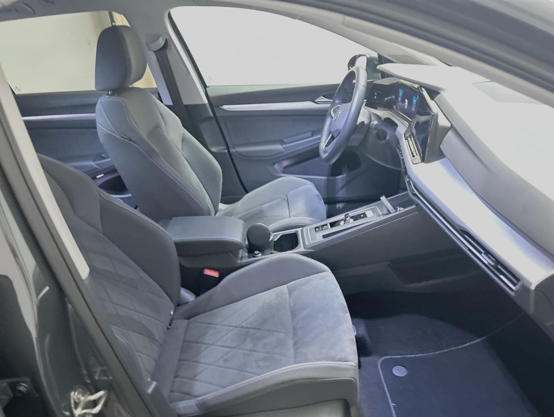 Volkswagen Golf Variant Life