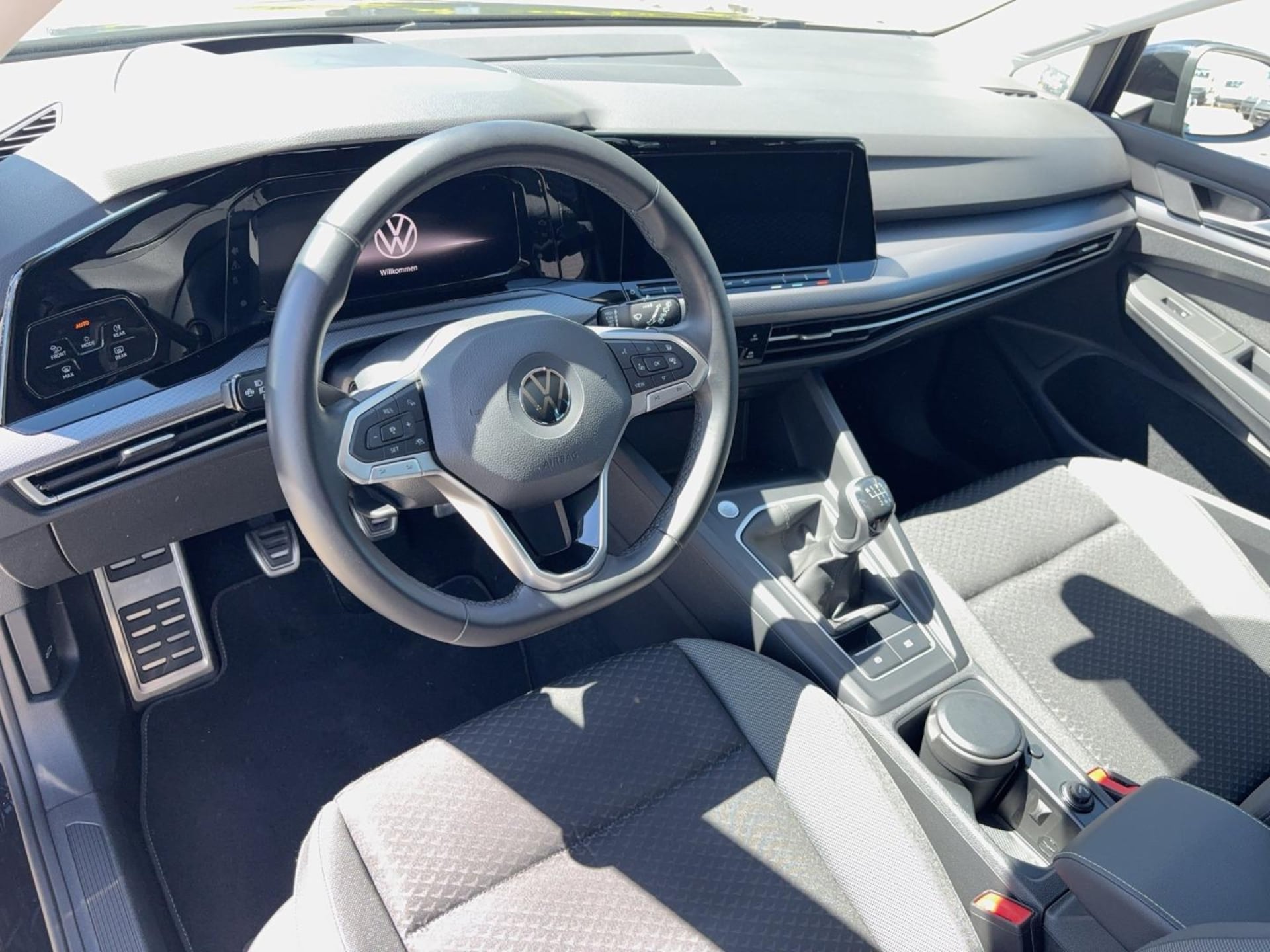 Volkswagen Golf Active